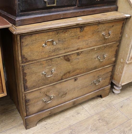 A pine chest of drawers W.93cm